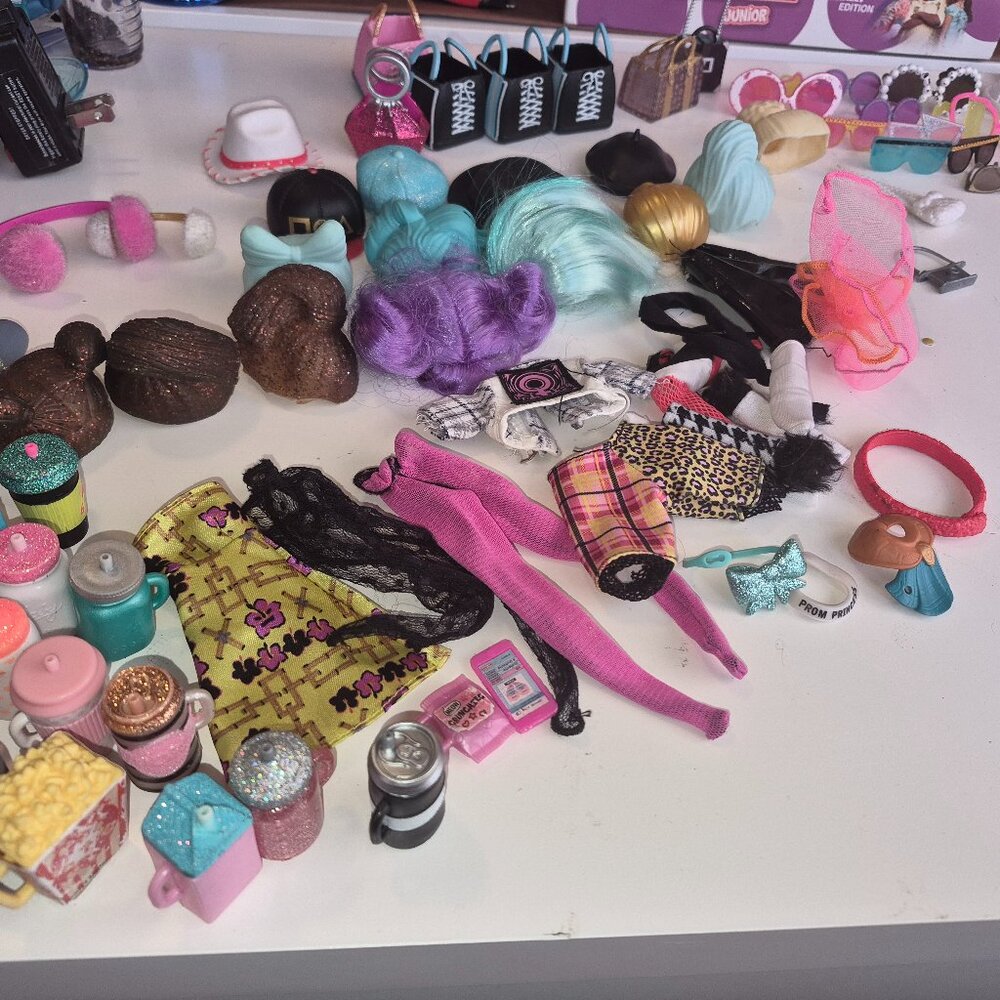 L.O.L. Surprise! Large Bundle